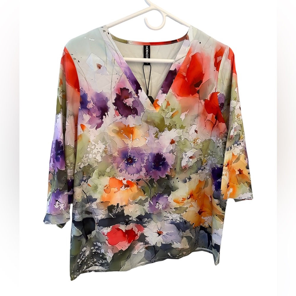 Beautiful, 3/4 length sleeve watercolor blouse, perfect for spring!